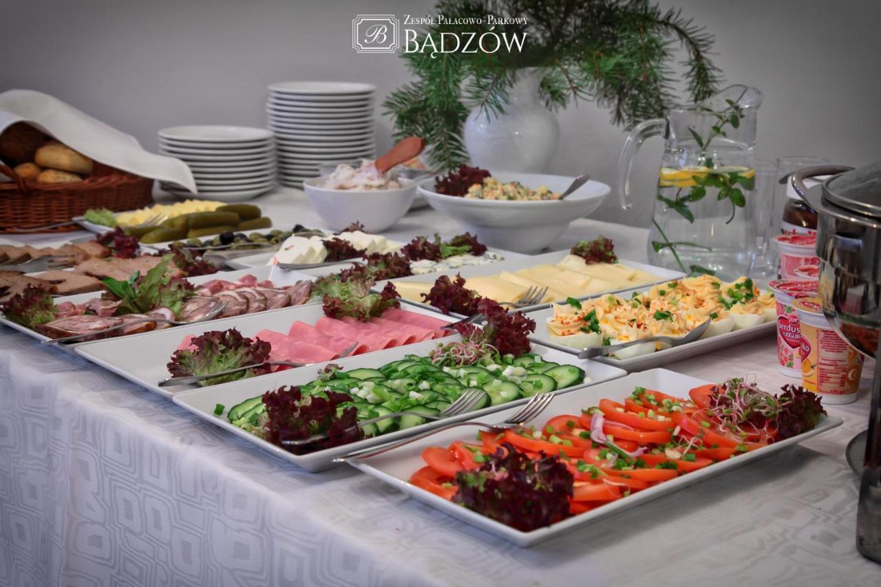 Zespol Palacowo-Parkowy Badzow Польковіце Екстер'єр фото